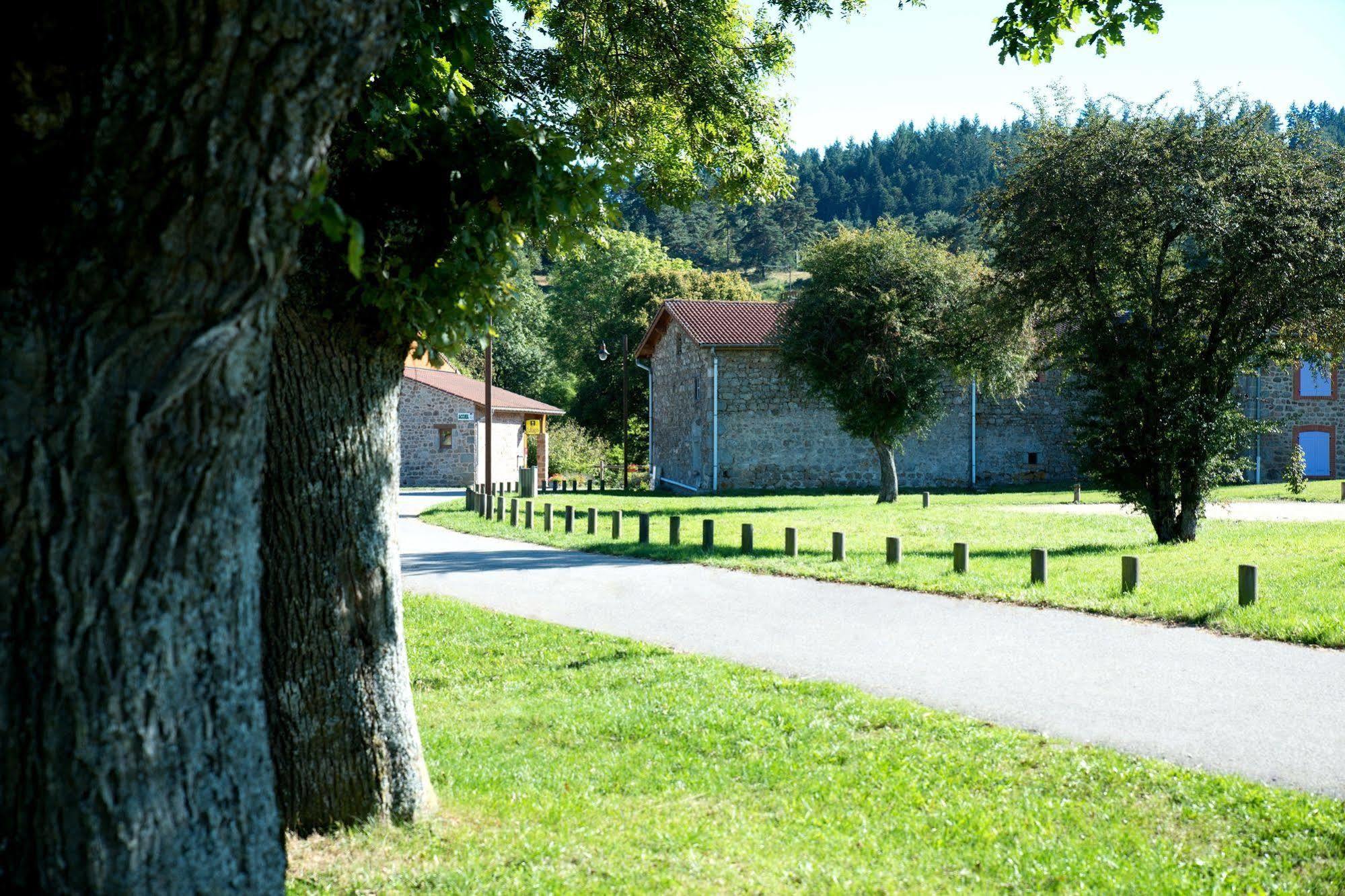 Domaine De La Plagnette Hotel Les Salles Ngoại thất bức ảnh